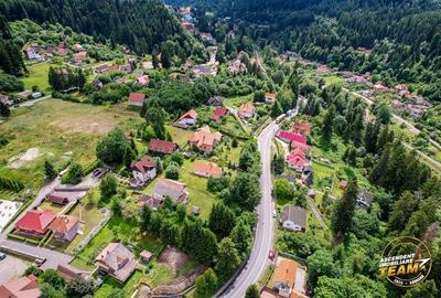 Teren Construcții intravilan de 900 mp, în Central