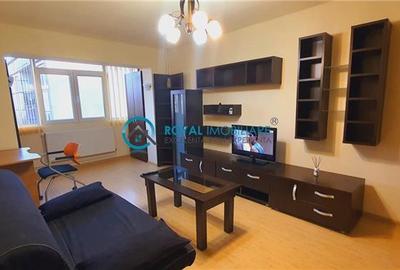 Garsonieră decomandată, mobilată în Republicii