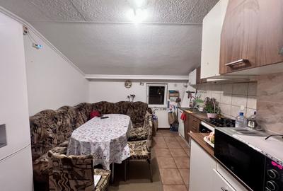 Apartament 3 camere, decomandat, 68 mp utili - Zona Dambovita COMISION 0% - 7
