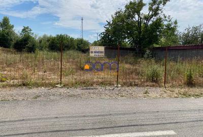 Teren intravilan, utilitati, strada asfaltata - 1