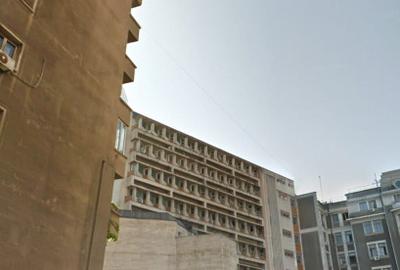 Apartament cu 3 camere cu vedere pe Regina Elisabeta / Ultracentral / Risc 1 - 2
