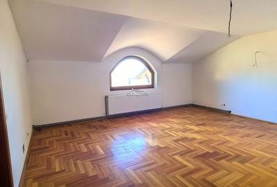 Vila/Pensiune 620mp  , teren generos 3862mp , priveliste de top , neopturata - 8