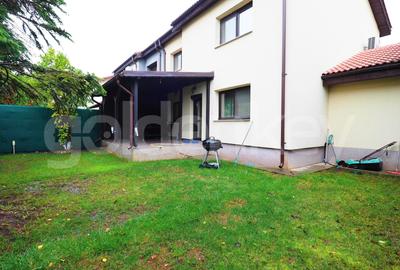 Duplex cu 3 camere în Iancu Nicolae