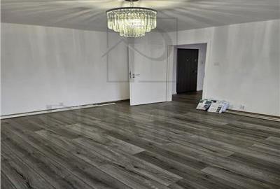 Modern - 2 Camere - Decomandat - Parter inalt - Centrala proprie - 3