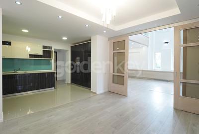 Vila insorita situata in complex langa Scolile Internationale - 8