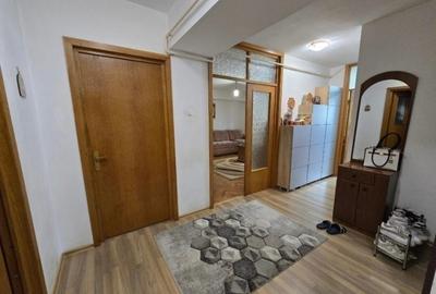 Etaj 2 Ap 2 Camere Decomandat 65mp zona Bulevard Poitiers - 7