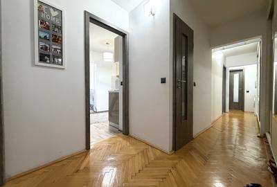 Apartament 3 camere, 2 băi, etaj 4, renovat - Lipovei - 13