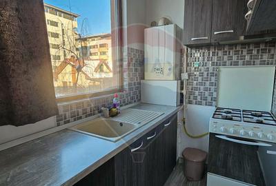 Apartament de inchiriat 2 camere Militari str Tineretului nr 85 - 10