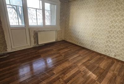 PROPRIETAR!! Apartament 3 camere Et 1 zona Victoria / Aleea Romanitei !! - 3