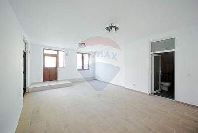 Spatiu Comercial De Vanzare, Ultracentral, Parcul Traian - 8