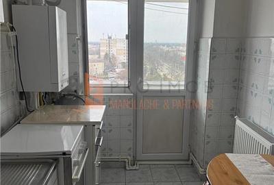 Apartament 3 camere cf 1 zona Centru - 7