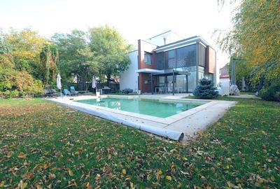 Casă cu 6 camere în Exterior Nord