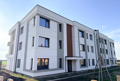 Apartament cu 3 camere decomandat în Torontalului