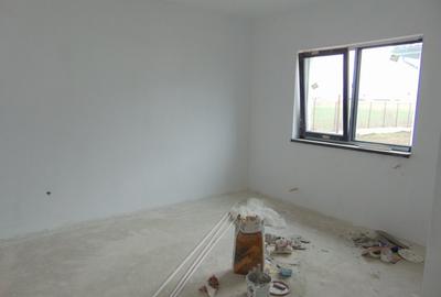 DE LA DEZVOLTATOR FARA COMISION casa cu 4 camere 2 bai placa beton LA CHEIE - 21
