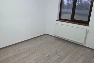 Vand Casa Noua , la 4 km de orasul Targu Neamt( Topolita) - 10