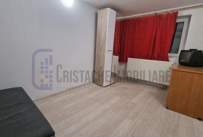 Garsonieră semidecomandată, mobilată în Tineretului