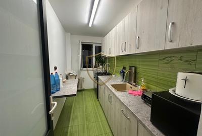 Apartament 3 Camere | Semidecomandat | Piata Victoriei - 8