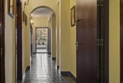 Brancoveanu - Casa Individuala 16 Camere 545mp Teren 917mp - 20