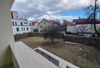 Vila - Bloc modern de 11 camere zona Centrul Civic , Onix - 35