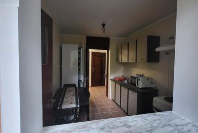 Inchiriere apartament 2 camere, decomandat, Aparatorii  Patriei - 10