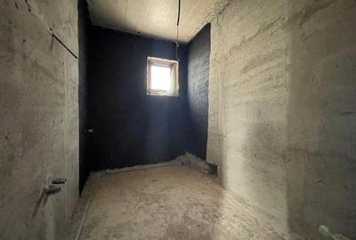 Duplex 5 camere despartit prin garaj Mosnita Noua - 9