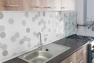Garsoniera, decomandata, 37 mp, centrala proprie, ac, metrou aproape, Exigent - 5