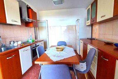 Apartament cu 4 camere 2 bai, 2 balcoane, boxa si garaj CETATE mobilat si utilat - 2