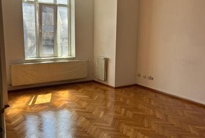 Apartament 4 camere de inchiriat - 1