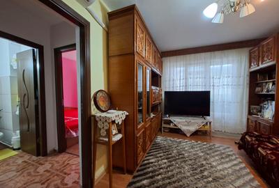Zona Orizont-3 camere/ etaj 2/ mobilat/ centrala/ beci/aer conditionat/izolat - 3
