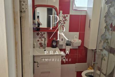 Dupex de vanzare transformat in 2 apartamente zona Metro! - 9