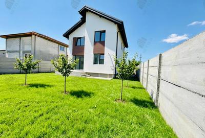 Casă individuală de vânzare, 4 camere- Berceni Ilfov | 425 mp - La cheie- Asfalt - 4