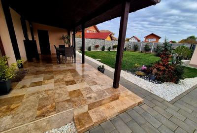 Casă individuală cu 4 camere în Giarmata