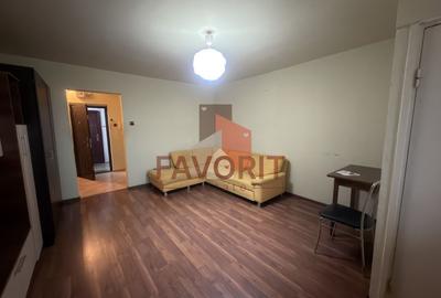 Etaj intermediar. Zona excelenta. Disponibil imediat - 1