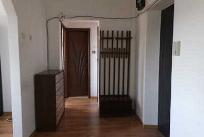 Apartament cu 2 camere la strada zona Stadion - 10