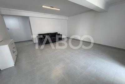 Spatiu birou de inchiriat open space si balcon 54 mpu Doamna Stanca - 2