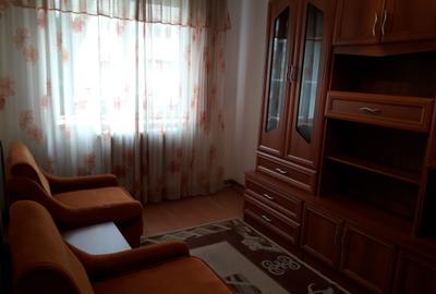 Inchiriez apartament ultrafinisat cu 4 camere mobilat, utilat,zona foarte buna - 7