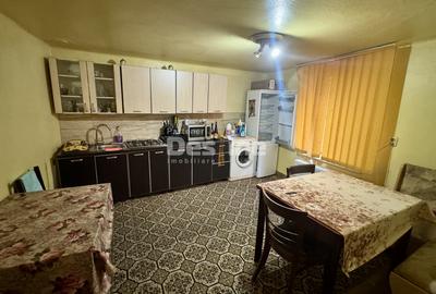 Casa de vânzare în Uroi. Schimb cu apartament în Simeria - 1