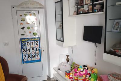 Pacurari-Moara de Foc-ap.3 camere, decomanat,curat,mobilat si utilat,64m2! - 39