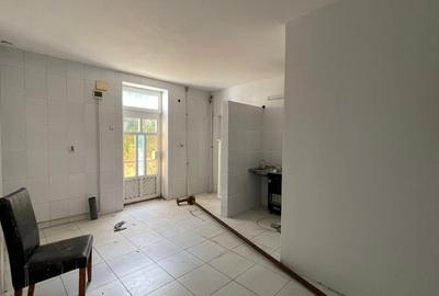 HOTEL DE INCHIRIAT CU 14 CAMERE SI PARCARE BORS E60 - 10