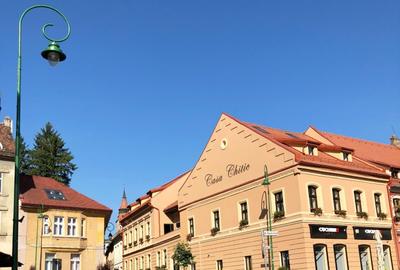 INCHIRIEZ SPAȚIU COMERCIAL - RESTAURANT în centrul istoric al Brașovului - 1