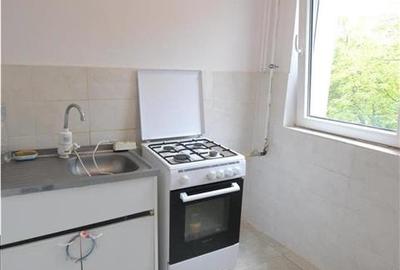 Vanzare garsoniera etajul 2 Bartolomeu - Str. Lanii - 4