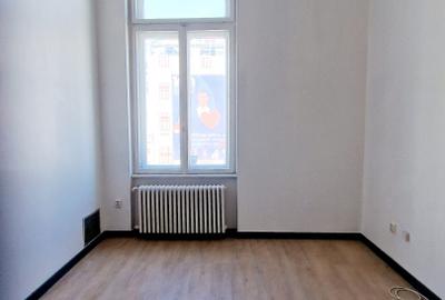 Spatiu Birou de Inchiriat  Metrou Universitate 15 MP Acces si Paza 24/7 - 1