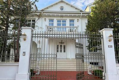 VILA 9 CAMERE - OTOPENI - COMISION 0% - 2