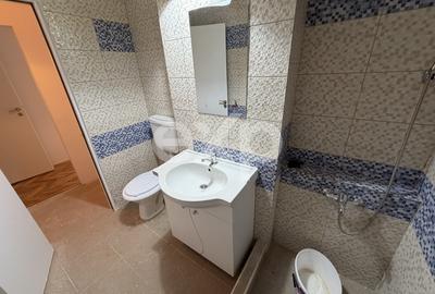 3 camere 68 mp 8 min metrou Titan bloc reabilitat centrala proprie parc 3 min - 18