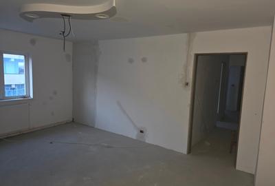 VAND APARTAMENT  3 CAMERE DECOMANTAT 75M2 - TECUCI - 2