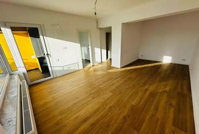 Mutare imediata |Studio Spatios + gradina| Metrou P.Poenaru - 13