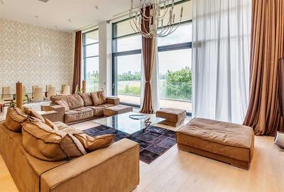 Apartament cu 7 camere decomandat, mobilat în Herăstrău