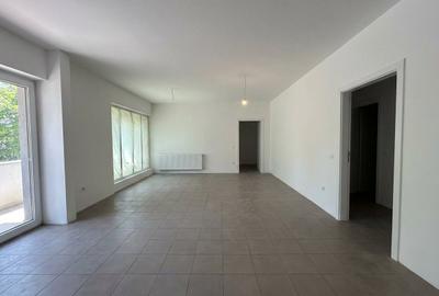 Spatiu Comercial , parter bloc nou construit , zona Nerva Traian - 6