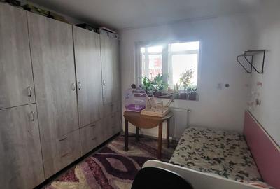 APARTAMENT MODERN CU 4 CAMERE IN AMPOI 2 - 4