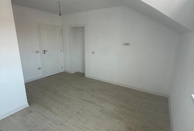 Proprietar vând duplex - 12